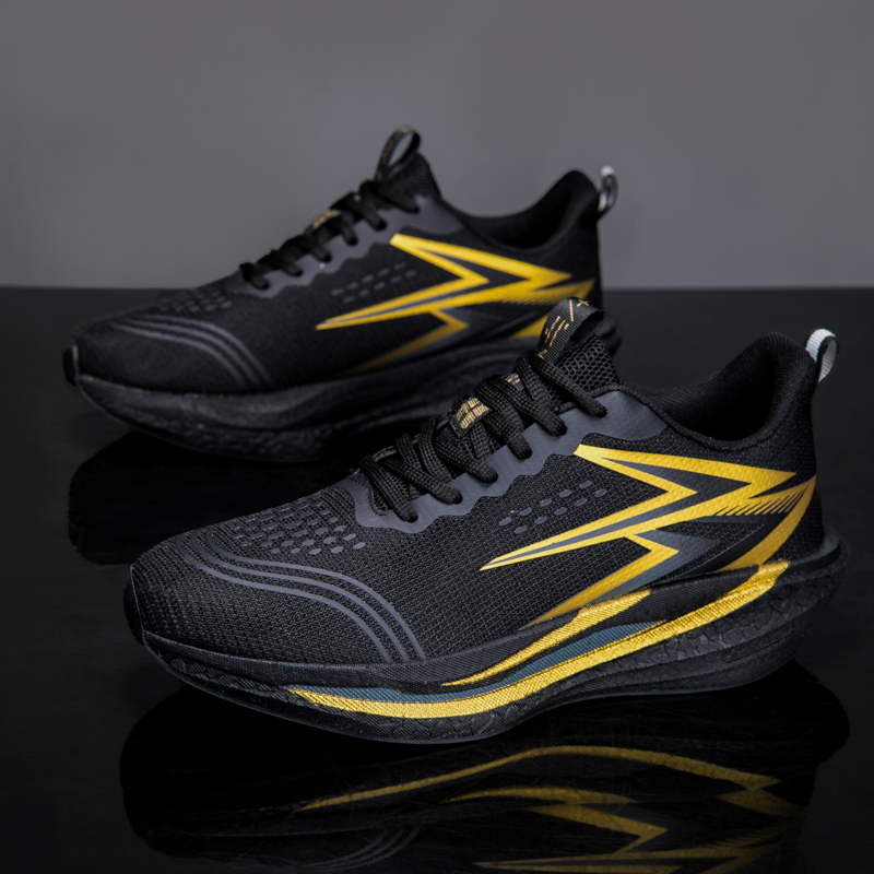 รองเท้าวิ่งผู้ชาย แผ่นคาร์บอน  - Breathable Mesh Athletic Shoes บทวิจารณ์และราคา