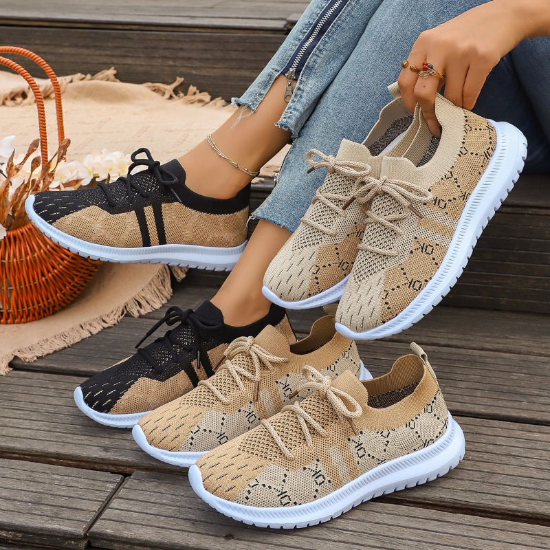 รองเท้าผ้าใบผู้หญิงแบบผูกเชือก - Knit Fabric Lace Up Sneakers บทวิจารณ์และราคา